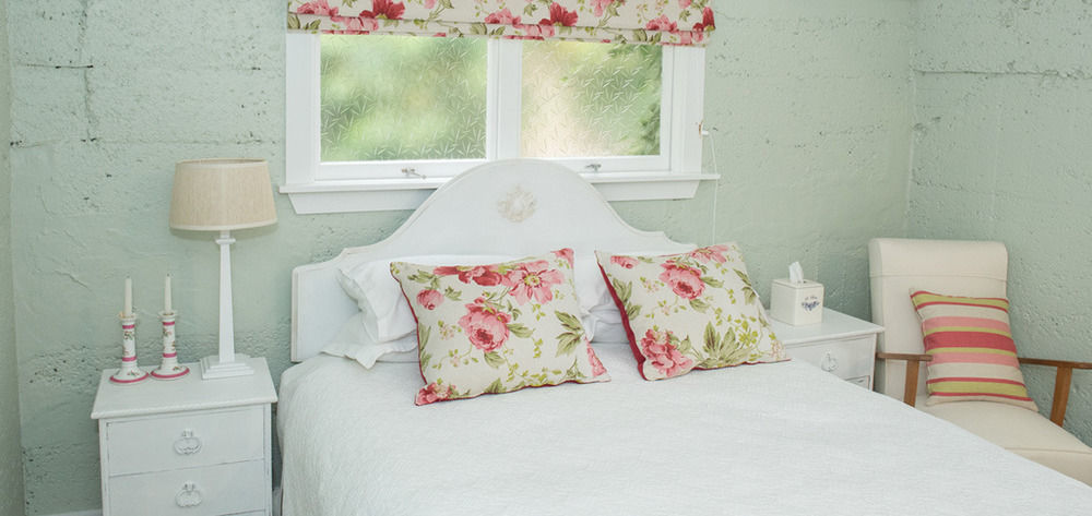 Revive On Oakview Boutique Beauty And Accommodation Ashburton Exteriér fotografie